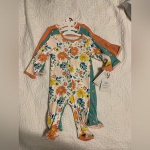 Baby girl cloud island sleeper bundle set. NWT